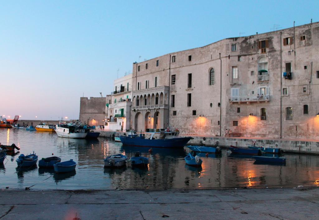 Casa Dei Pensieri Lägenhet Monopoli Exteriör bild