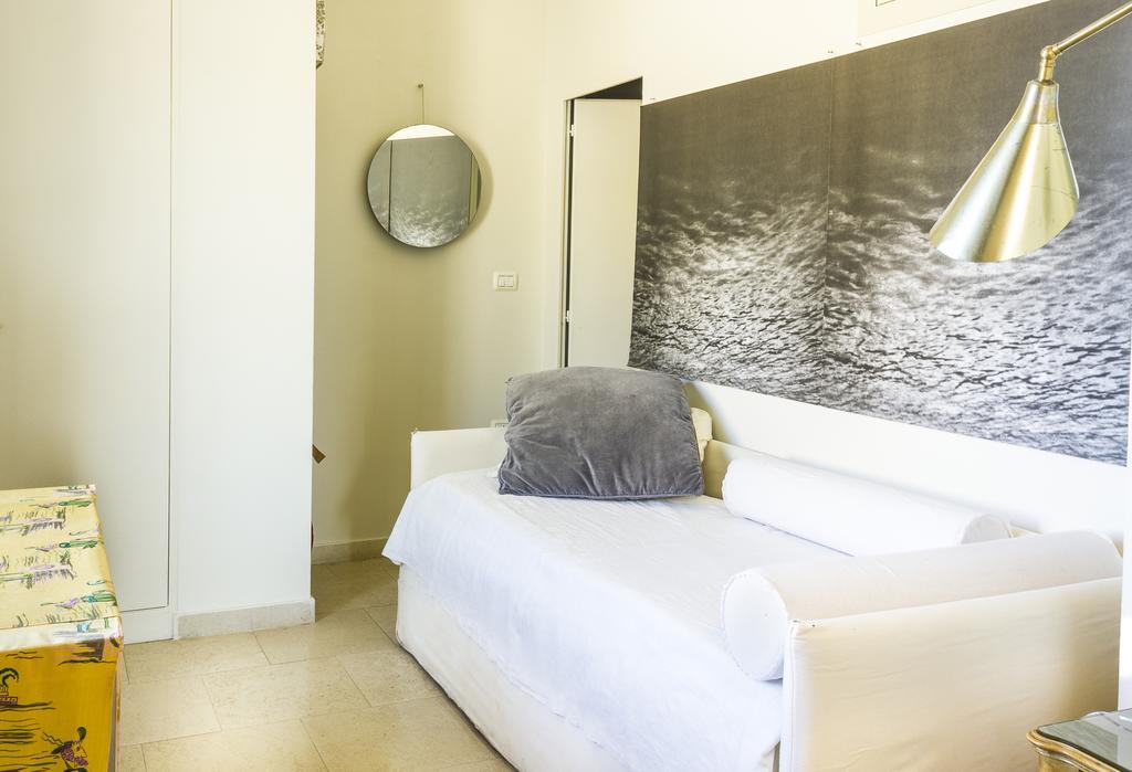 Casa Dei Pensieri Lägenhet Monopoli Exteriör bild