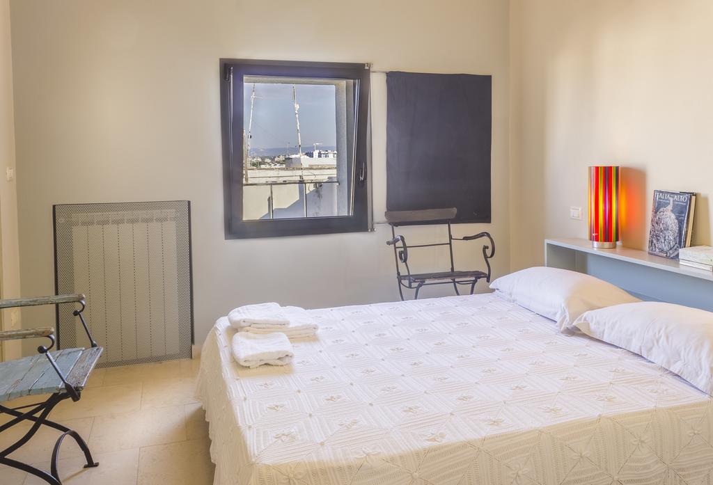 Casa Dei Pensieri Lägenhet Monopoli Exteriör bild
